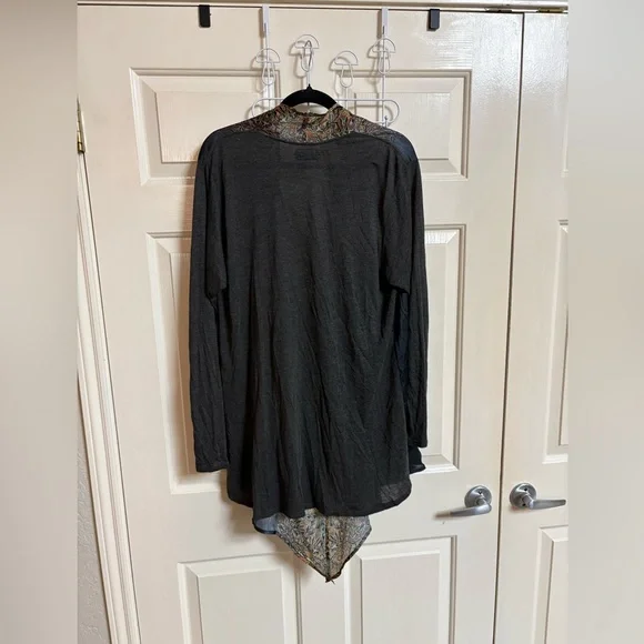 Johnny Was BIYA 100% Silk Drapey Boho Abstract Blouse - Picture 2 of 5